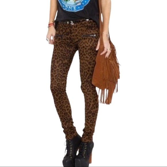 UNIF LEOPARD PRINT FAUX SUEDE SKINNY JEANS - Picture 1 of 9